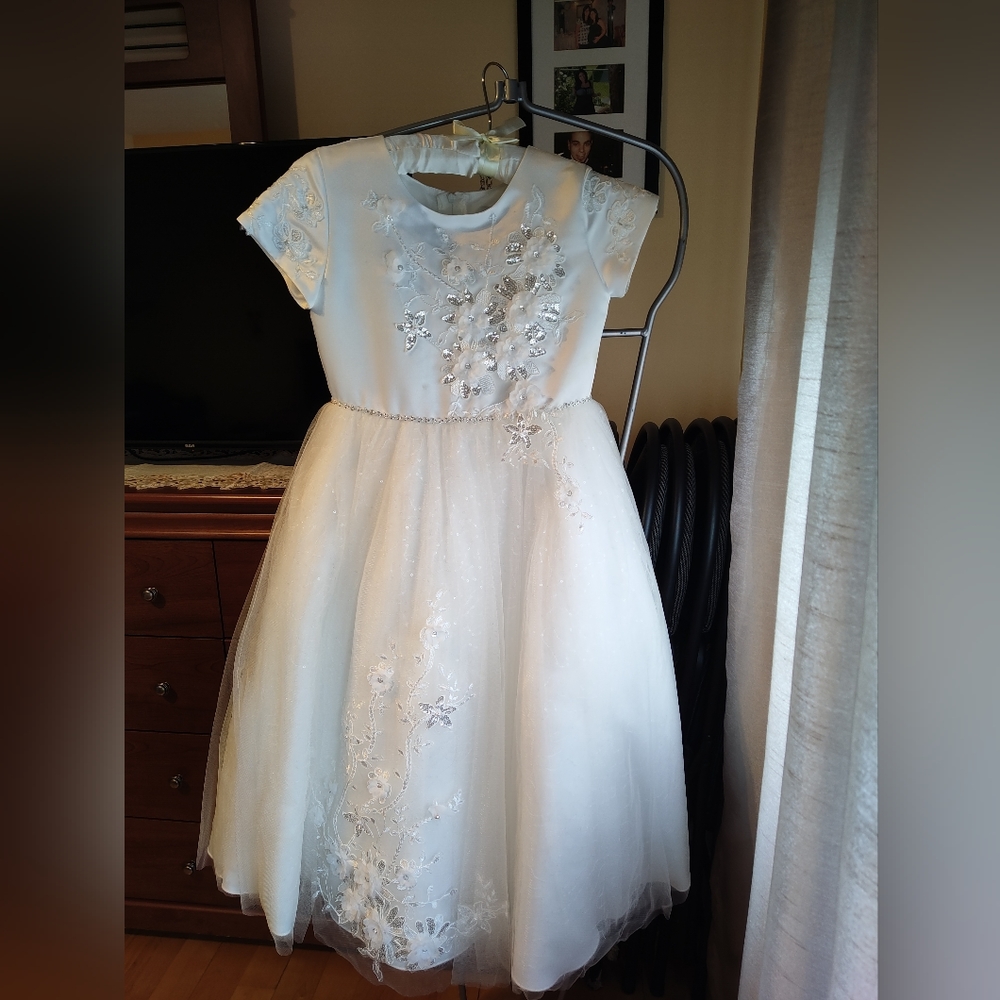 Princess Daliana beautiful elegant girl's white dress